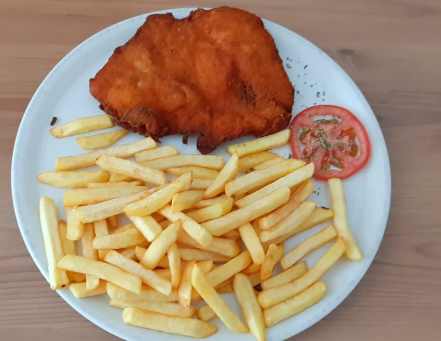 ESCALOPE DE POLLO: Nuestras Pizzas de Pizzería Las Tres B ESCALOPE DE POLLO: Nuestras Pizzas de Pizzería Las Tres B