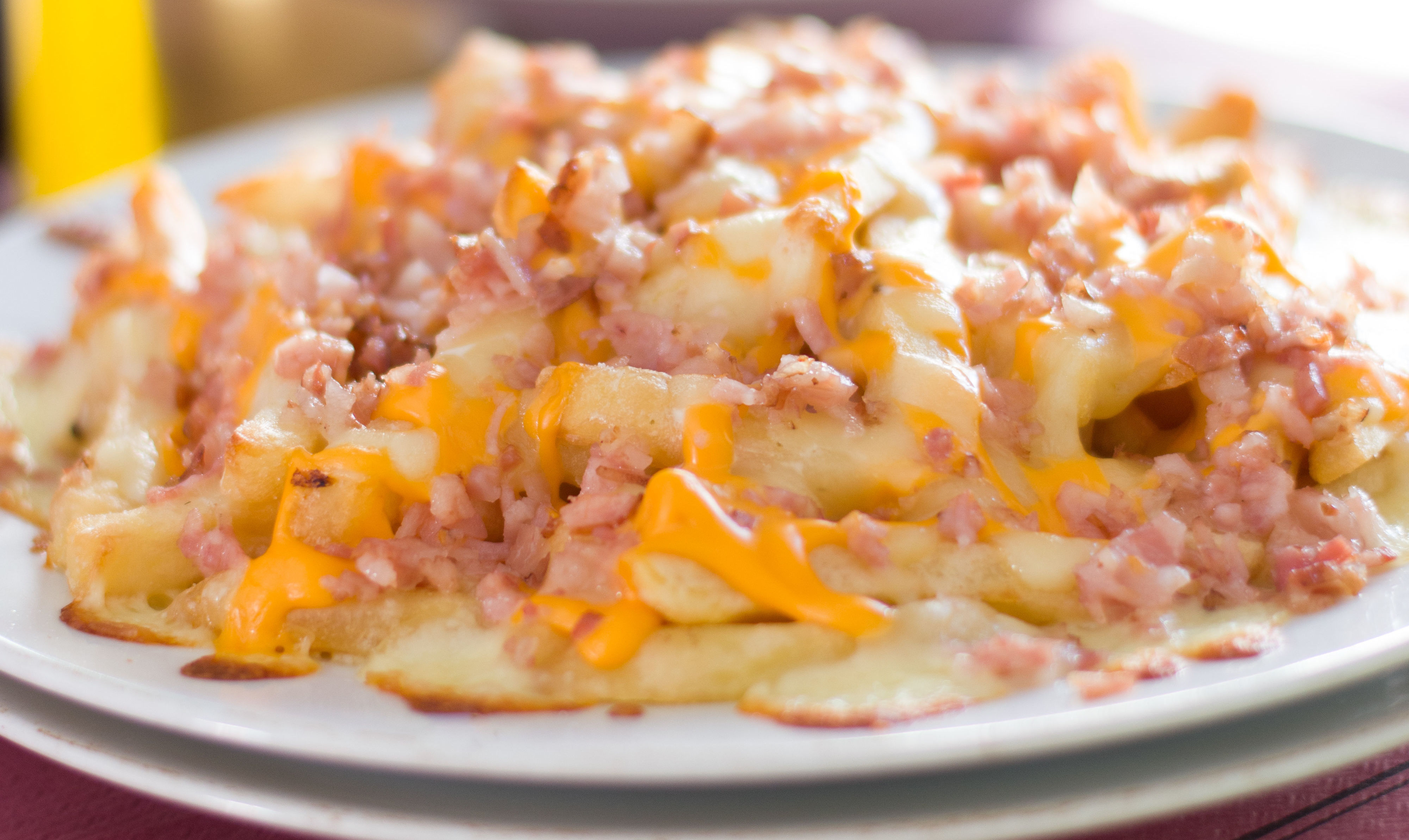 PATATAS BACON CHEESE FRIES PATATAS BACON CHEESE FRIES