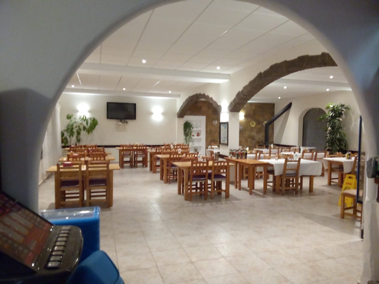 Reapertura del restaurante: Servicios de Restaurante y Hostal Ses Arcades Reapertura del restaurante: Servicios de Restaurante y Hostal Ses Arcades