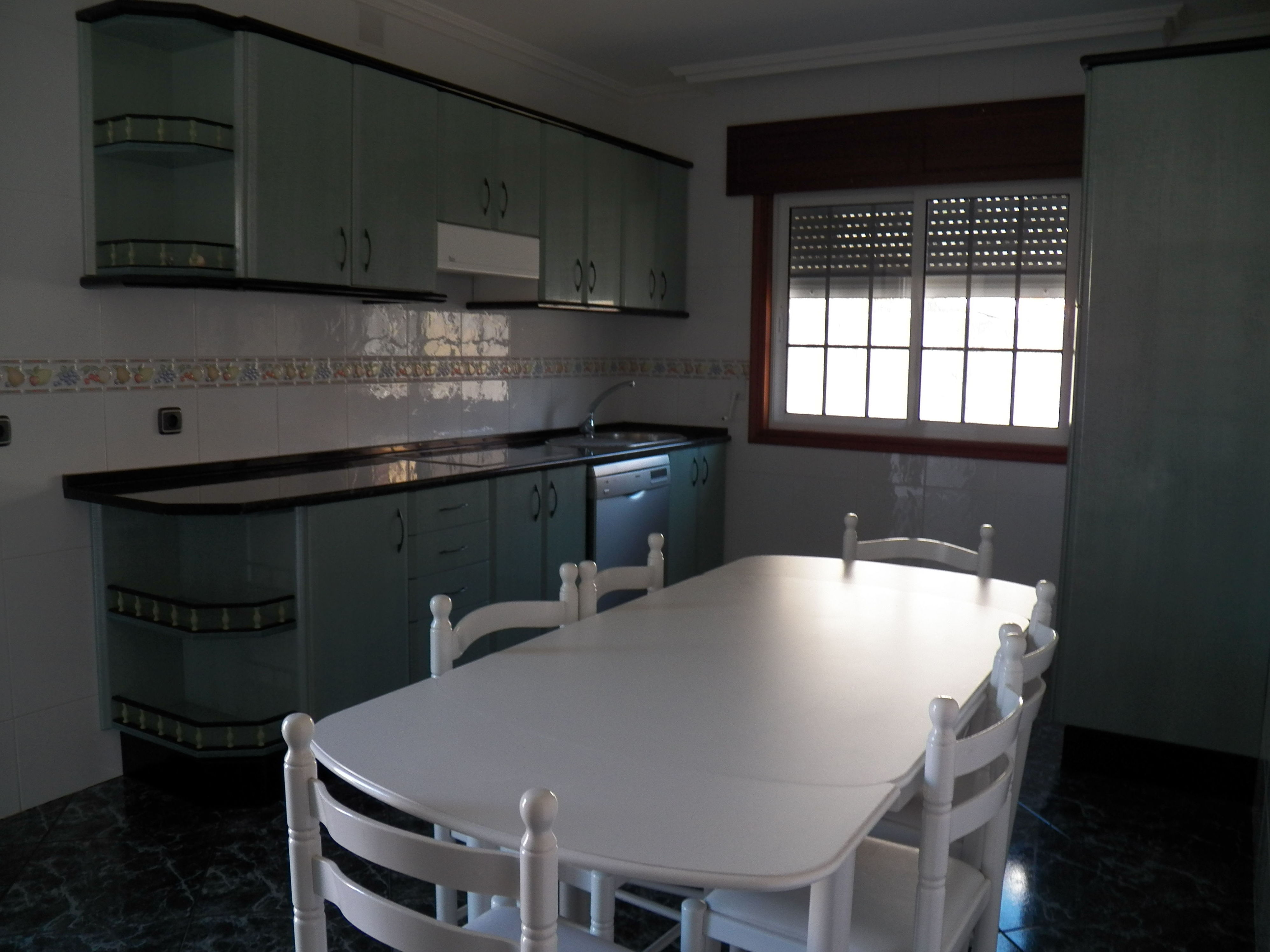 CASA CON TERRENO Y PISCINA: Servicios de Inmobiliaria Mosteiro CASA CON TERRENO Y PISCINA: Servicios de Inmobiliaria Mosteiro