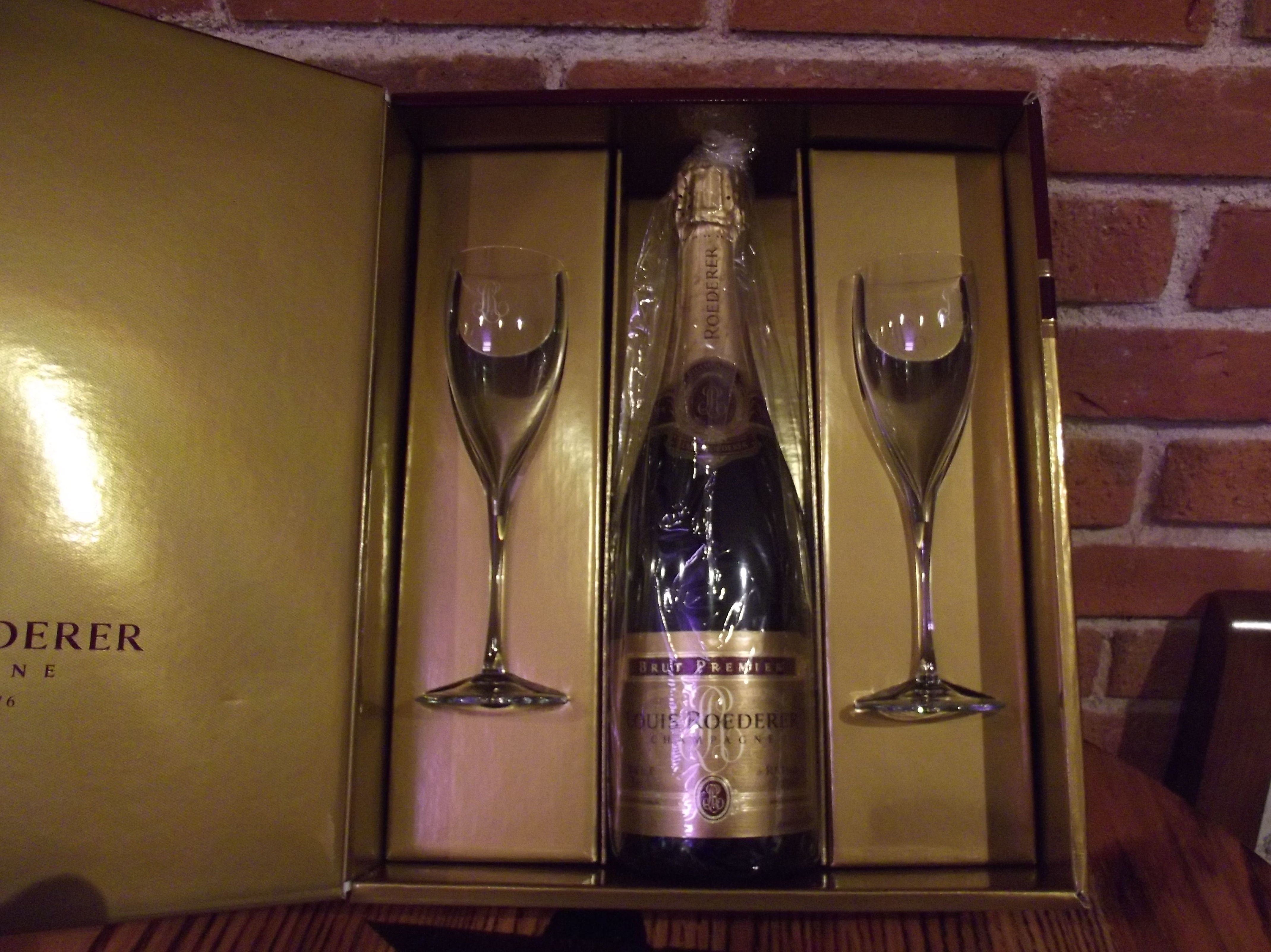 Roederer Brut Premier estuchado con copas Roederer Brut Premier estuchado con copas