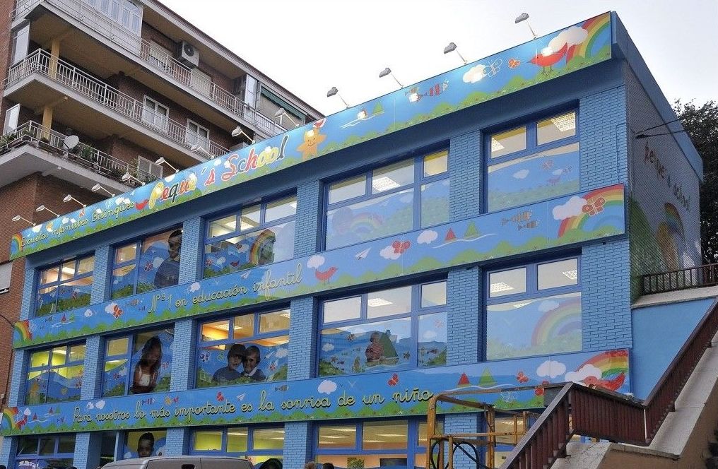 Foto 1 de Guarderías y Escuelas infantiles en Madrid | Peques School