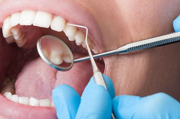 Periodoncia: Especialidades de Clínica Dental Dr. Yagüe