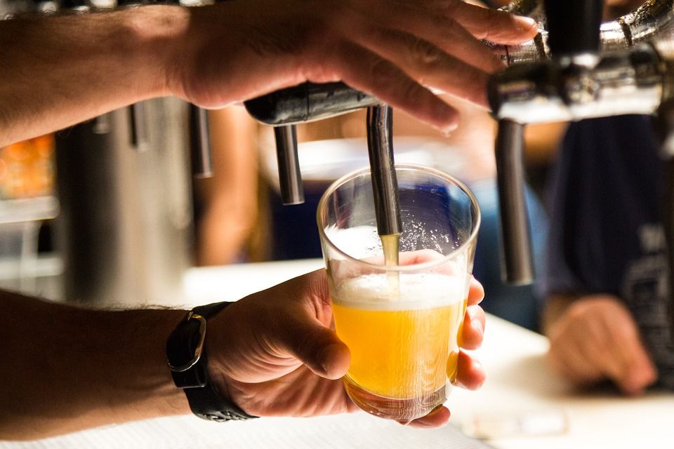 Cervecería: Especialidades de Marisquería Cervecería El Marisco Rojo Cervecería: Especialidades de Marisquería Cervecería El Marisco Rojo