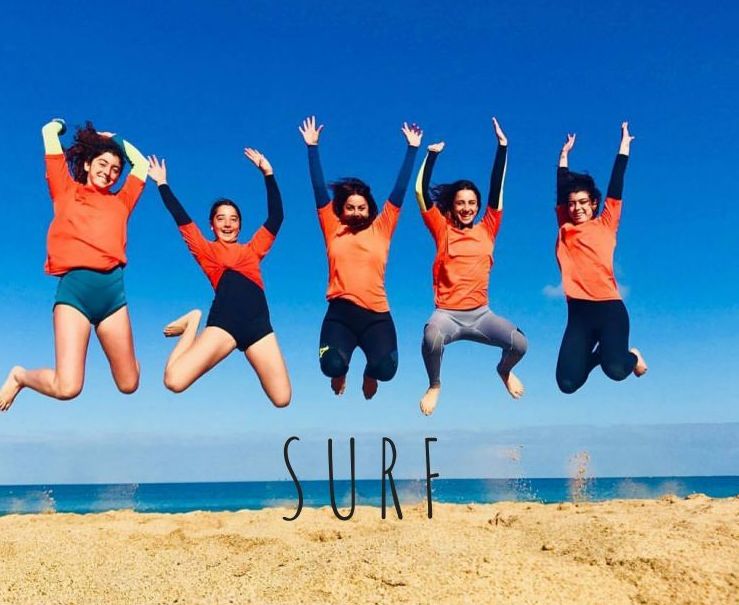 Cursos de Surf Verano: Servicios de Shock Wave Surf School Cursos de Surf Verano: Servicios de Shock Wave Surf School