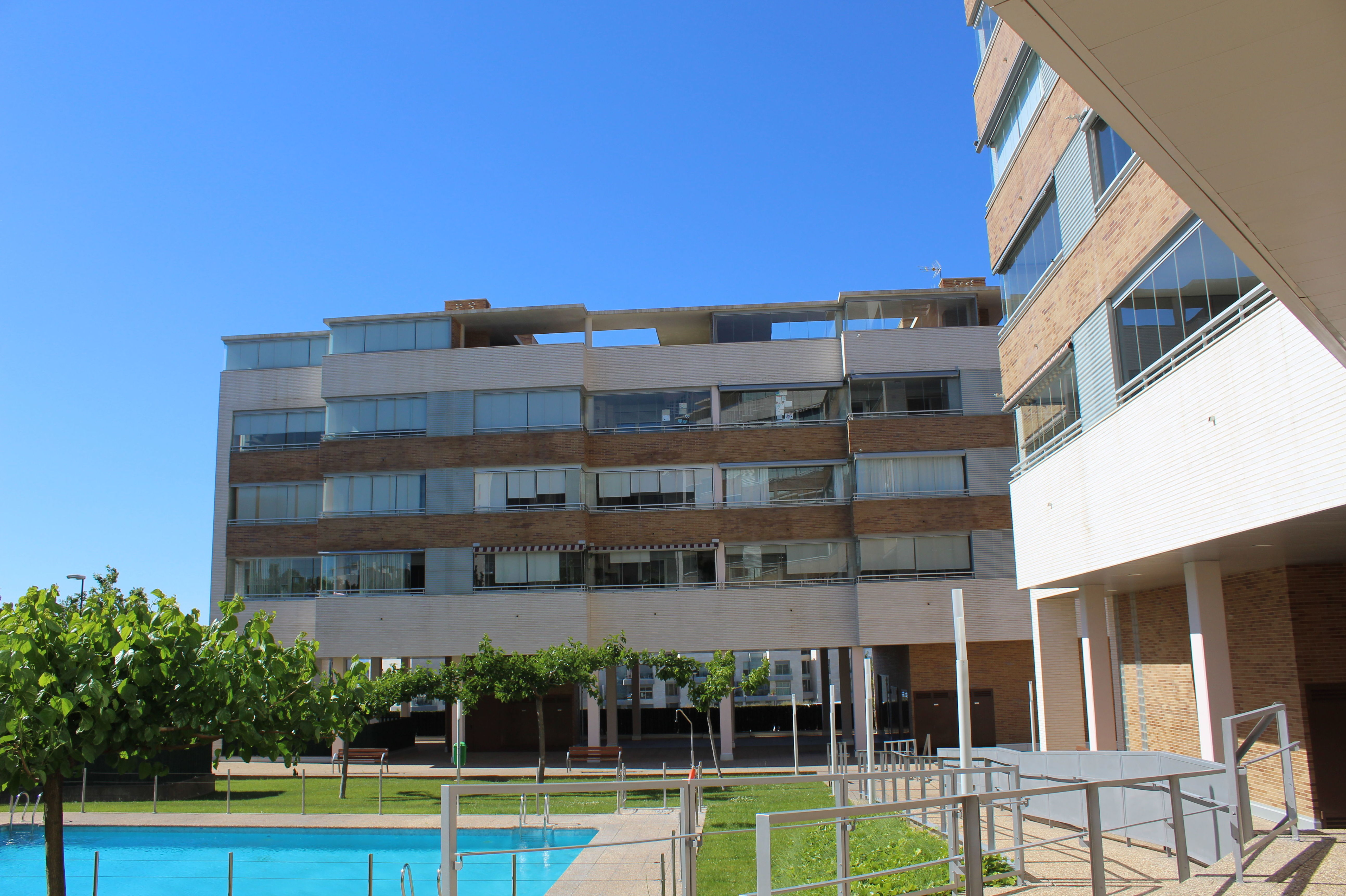 Via Hispanidad nº 123, espectacular piso, 3 dormitorios, y gran terraza: Inmuebles de Fincas Goya Via Hispanidad nº 123, espectacular piso, 3 dormitorios, y gran terraza: Inmuebles de Fincas Goya