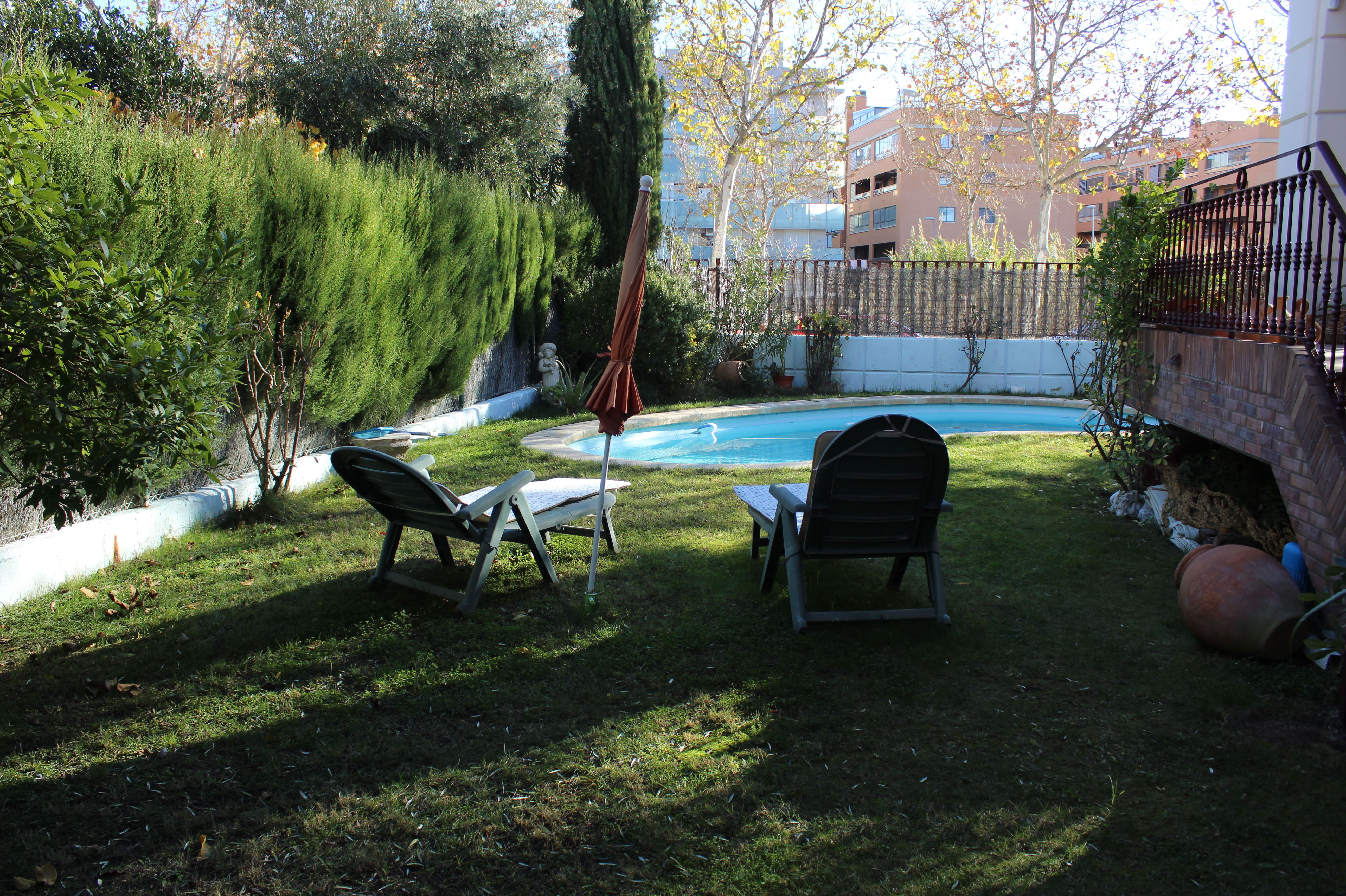 Cuarte de Huerva, adosado pareado, Villas de Cuarte, piscina individual,: de Fincas Goya Cuarte de Huerva, adosado pareado, Villas de Cuarte, piscina individual,: de Fincas Goya