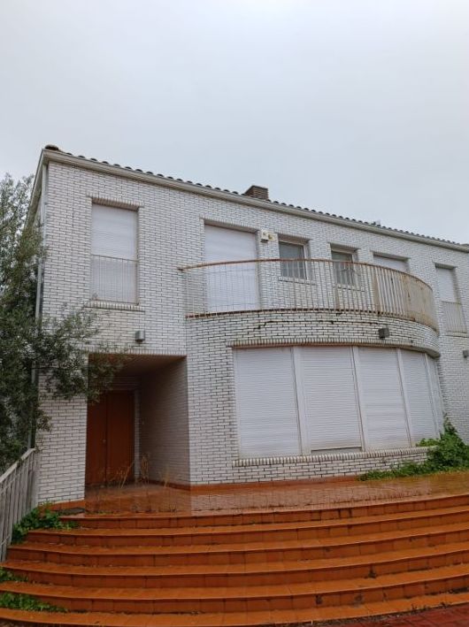 Nuez de Ebro, chalet individual, El Sisallar. De Entidad Bancaria. PVP 325.000 €