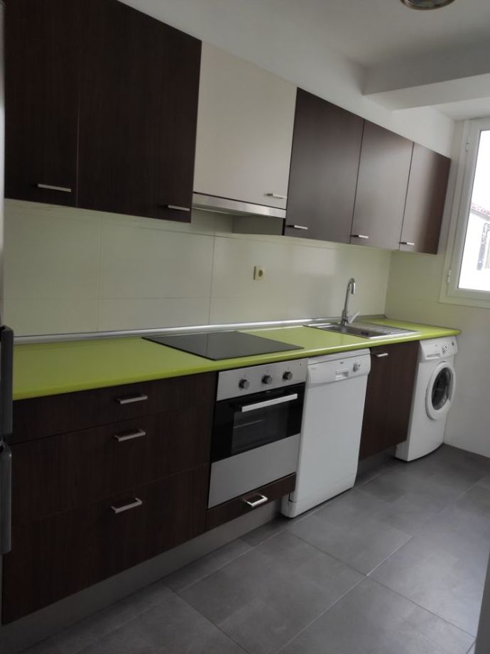 calle Albareda nº 10, 3 dormitorios, 7ª planta con ascensor, ultima planta: de Fincas Goya calle Albareda nº 10, 3 dormitorios, 7ª planta con ascensor, ultima planta: de Fincas Goya