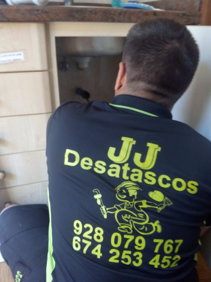 928 079 767 / 674 253 452. Desatascos en Las Palmas. Empresa de desatascos urgente 24 horas en las palmas.