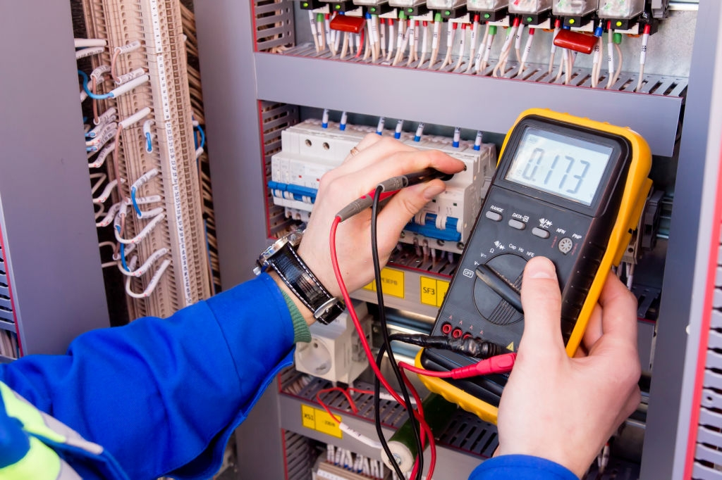 Averías eléctricas 24 horas Barcelona Averías eléctricas 24 horas Barcelona