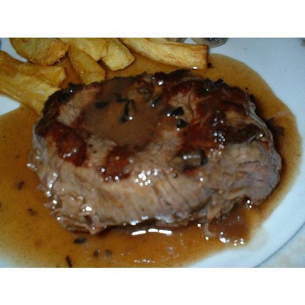 Las Carnes : Instalaciones y Servicios de Restaurante - Hotel de Carretera El Oasis** Las Carnes : Instalaciones y Servicios de Restaurante - Hotel de Carretera El Oasis**