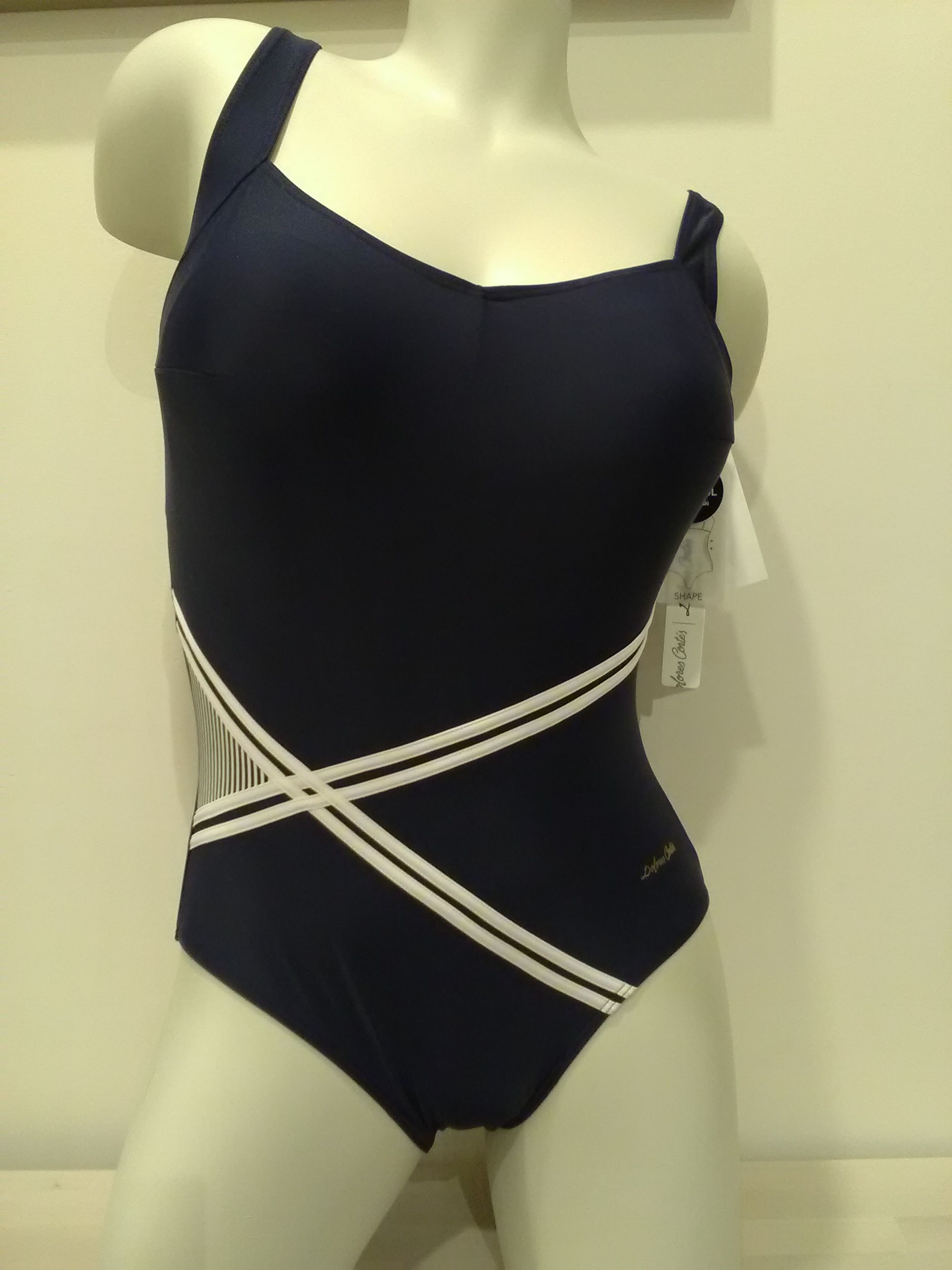 Trajes de baño: Lencería y ropa para bebé de Loly Carreras Trajes de baño: Lencería y ropa para bebé de Loly Carreras