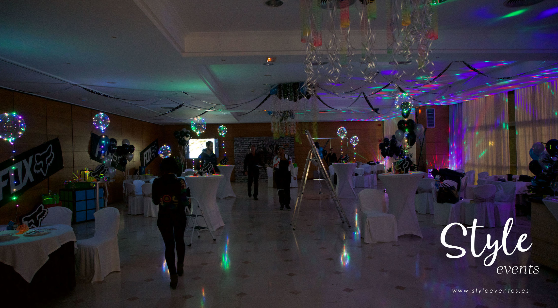 Azafatas de imagen: Servicios de Style Events Azafatas de imagen: Servicios de Style Events