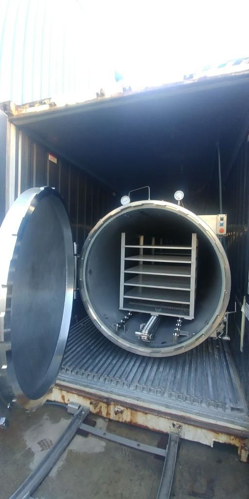 Autoclave de 10 cestas con cestas: de MAQUIMUR Autoclave de 10 cestas con cestas: de MAQUIMUR