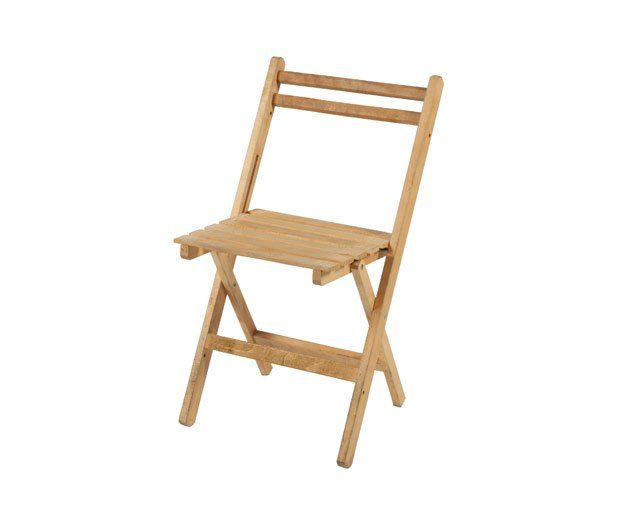 Silla de madera: Alquiler de Mantelería & Menaje Silla de madera: Alquiler de Mantelería & Menaje