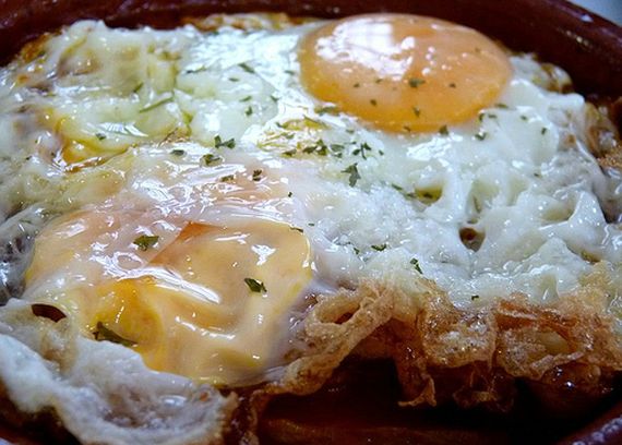 Patacas y Huevos: Carta de La Pulpería, S.L. Patacas y Huevos: Carta de La Pulpería, S.L.