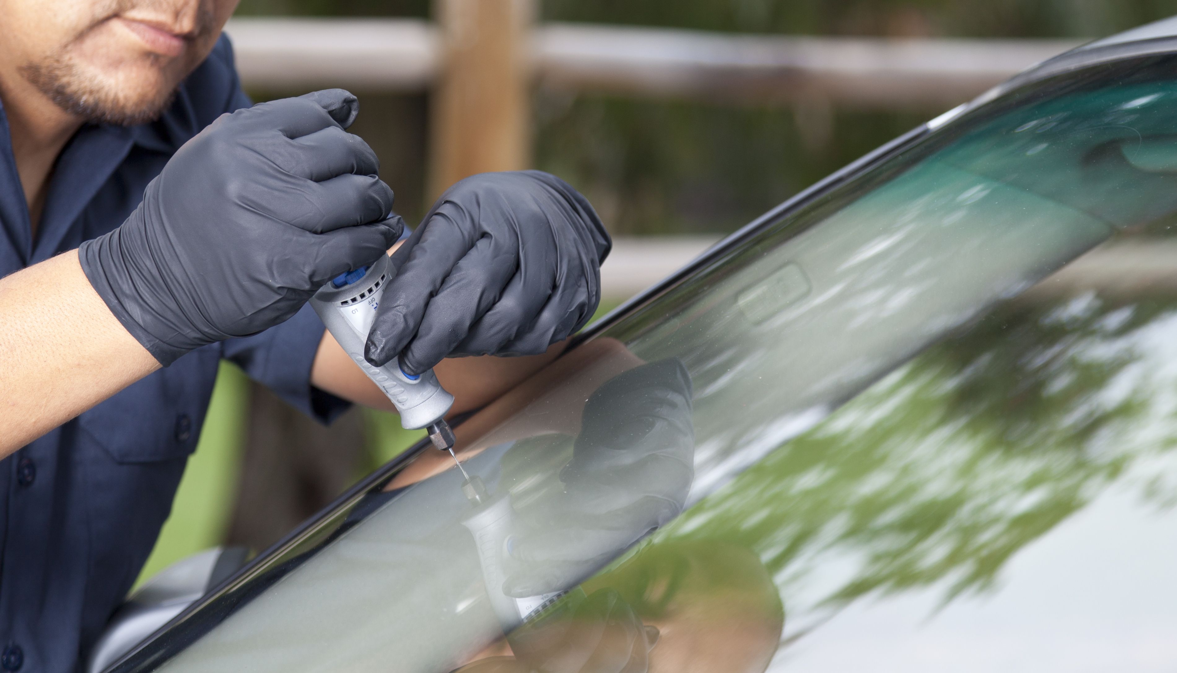 Cristalería del Automóvil: Servicios de Cerrado Cristalería del Automóvil: Servicios de Cerrado
