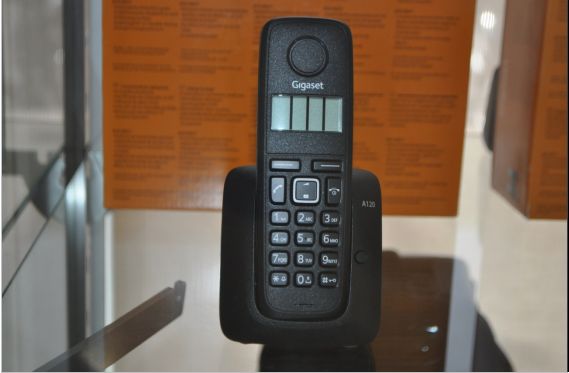 Teléfonos fijos e inalámbricos: Servicios de Ludotel Multiserveis Teléfonos fijos e inalámbricos: Servicios de Ludotel Multiserveis