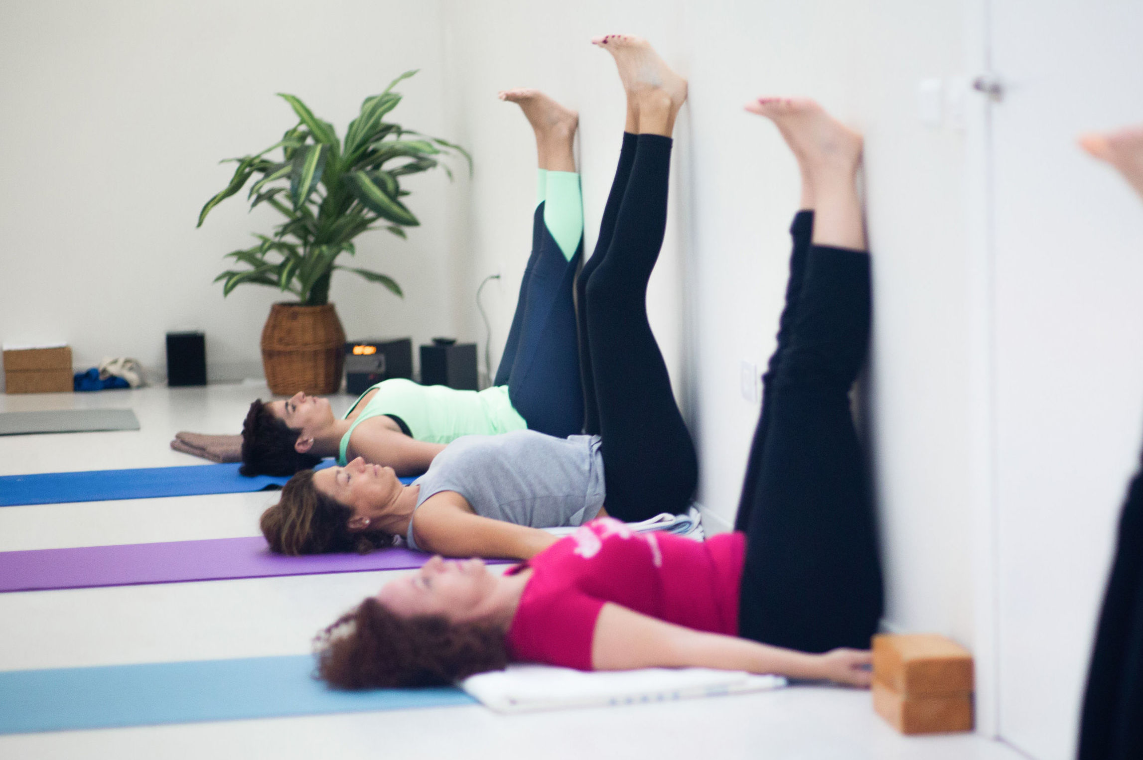 Yoga Terapéutico: Clases y Terapias de Ama Centro de Yoga Tenerife Yoga Terapéutico: Clases y Terapias de Ama Centro de Yoga Tenerife