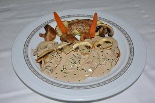 Carnes: Especialidades de Mesón Las Lanzas Carnes: Especialidades de Mesón Las Lanzas