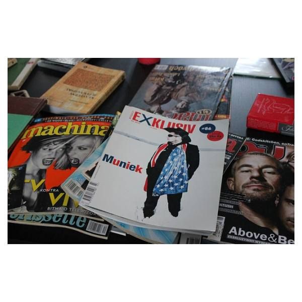 Libros, revistas y catálogos Libros, revistas y catálogos
