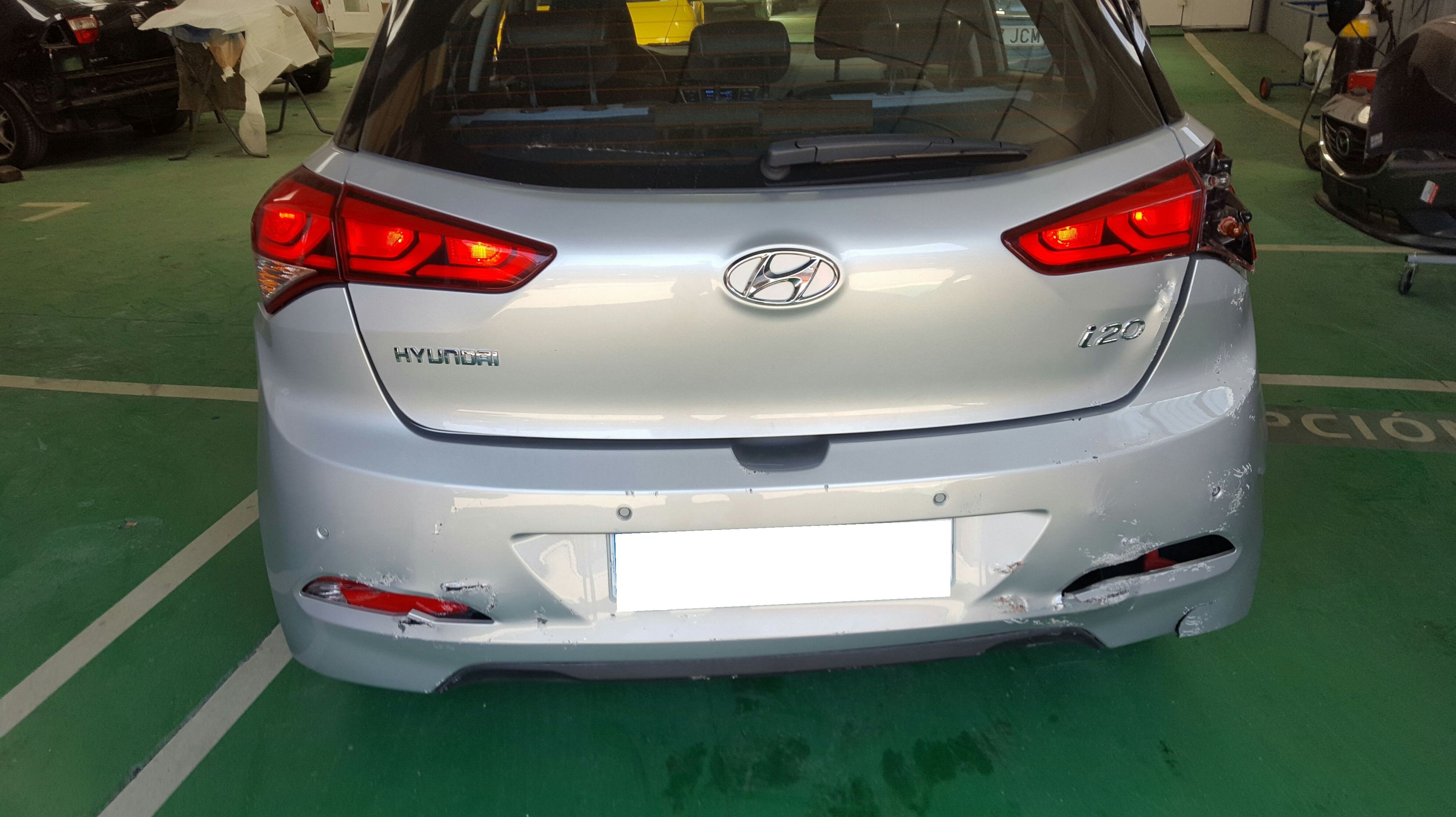 reparacion, taller chapa y pintura, taller en leganes, taller en alcorcon, hyundai, golpe fuerte reparacion, taller chapa y pintura, taller en leganes, taller en alcorcon, hyundai, golpe fuerte