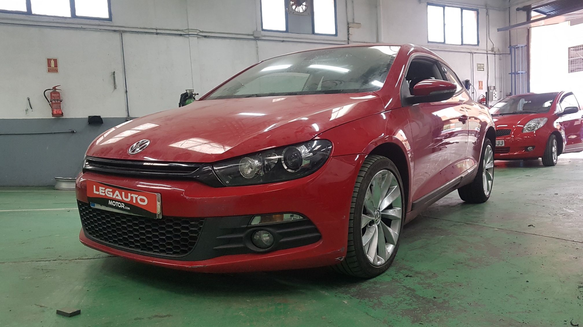 Cambio de color VW Sirocco: Servicios de Legauto Motor Cambio de color VW Sirocco: Servicios de Legauto Motor