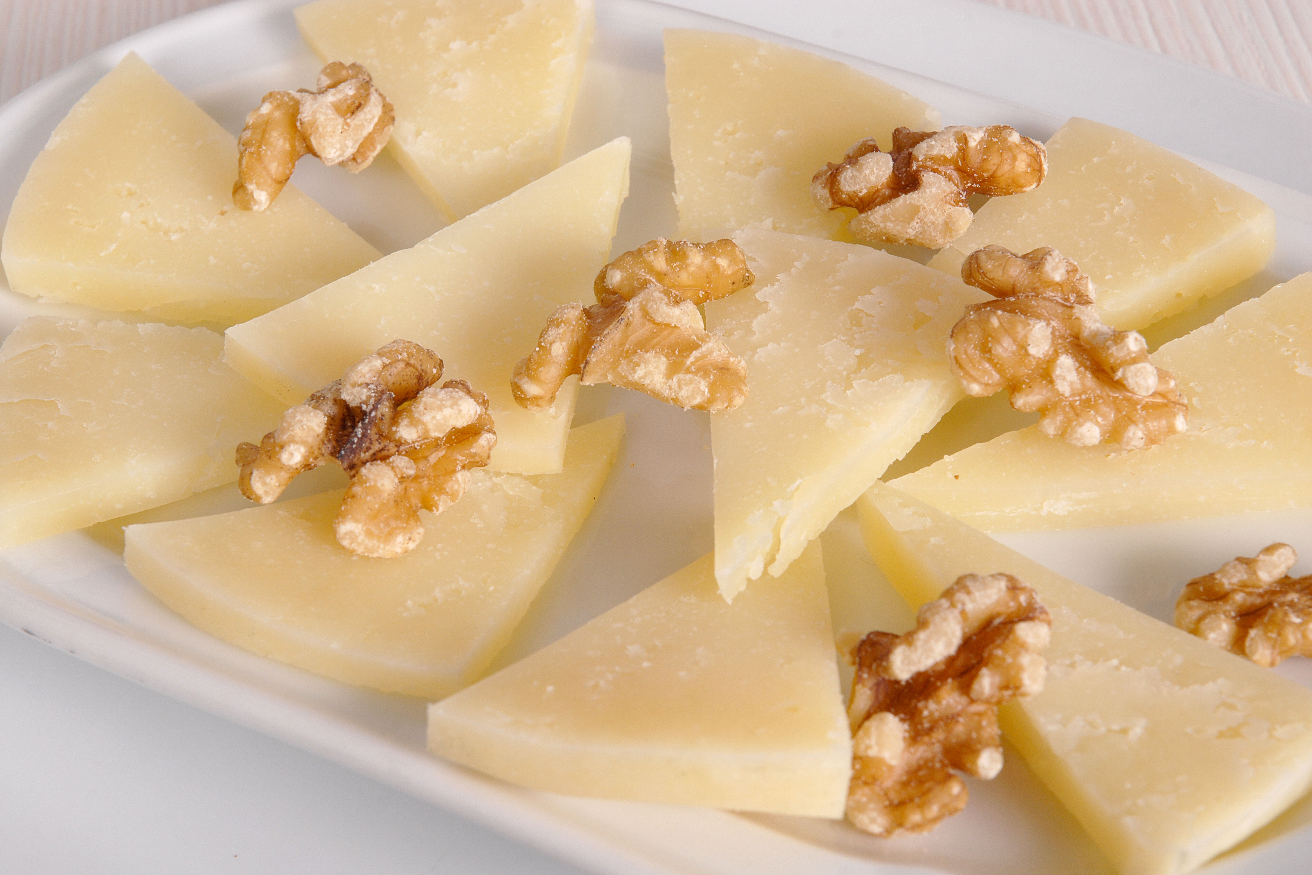 Queso con nueces Queso con nueces
