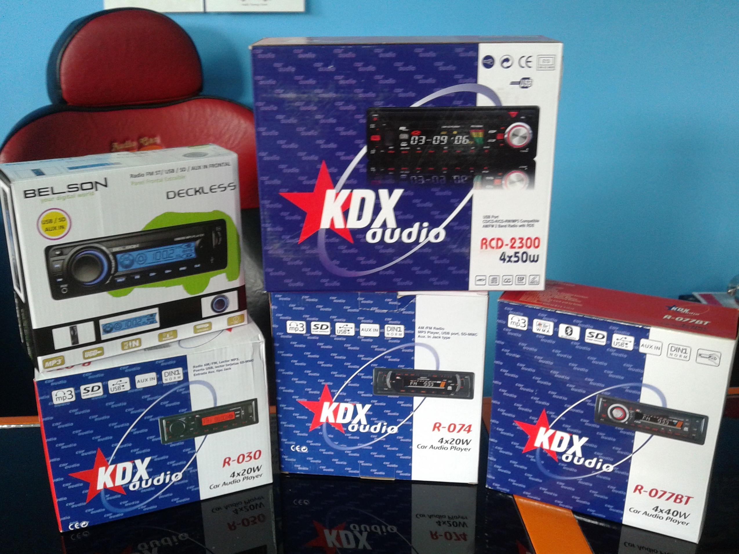 AUTO-RADIOS GAMA BÁSICA AUTO-RADIOS GAMA BÁSICA