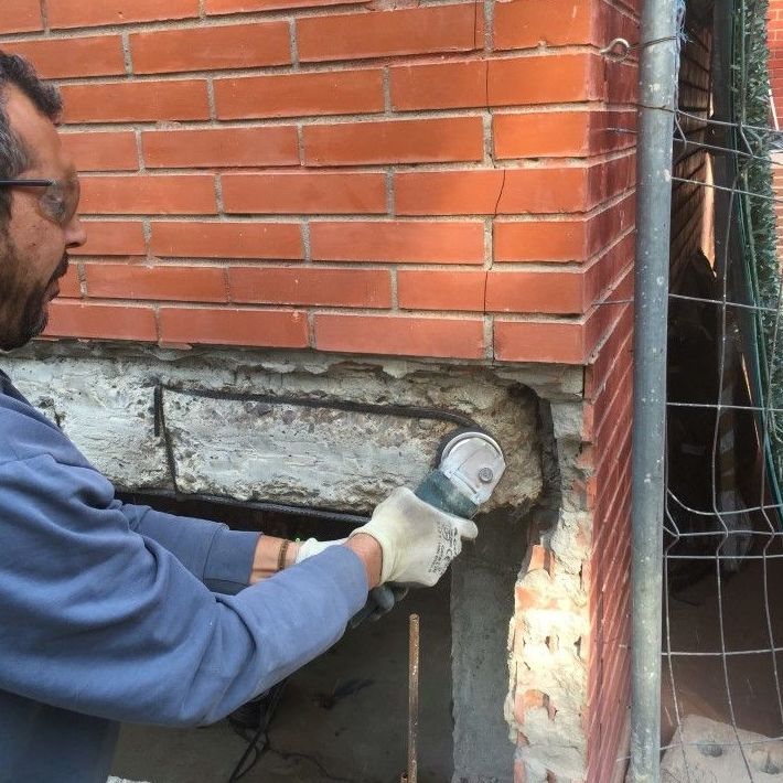 Rehabilitación de frentes de forjados: Servicios de Kaplan gestión de obras, S.L. Rehabilitación de frentes de forjados: Servicios de Kaplan gestión de obras, S.L.