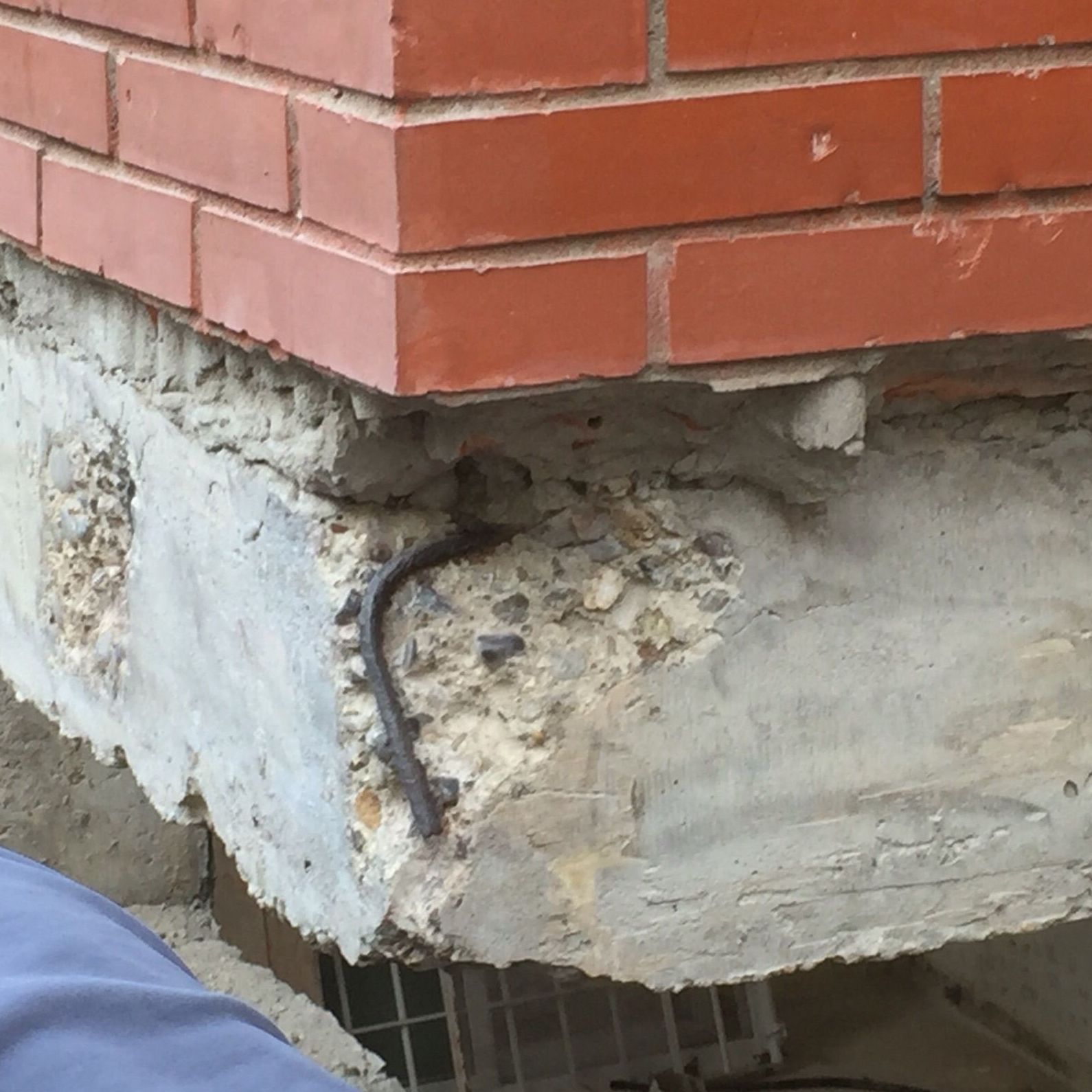 Rehabilitación de frentes de forjados: Servicios de Kaplan gestión de obras, S.L. Rehabilitación de frentes de forjados: Servicios de Kaplan gestión de obras, S.L.
