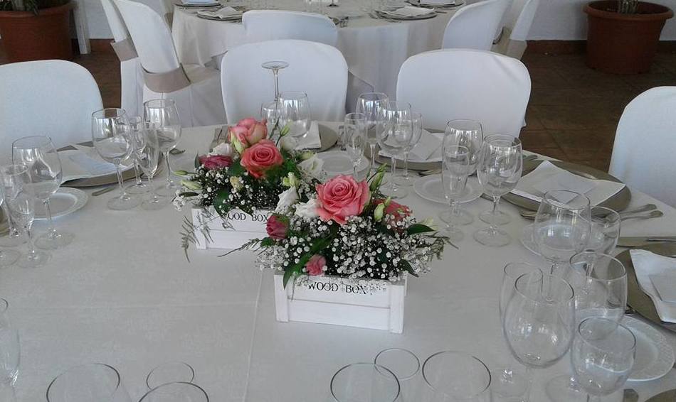 Arreglos de boda y celebraciones: Catálogo de Floristería El Pinillo la Azucena Arreglos de boda y celebraciones: Catálogo de Floristería El Pinillo la Azucena