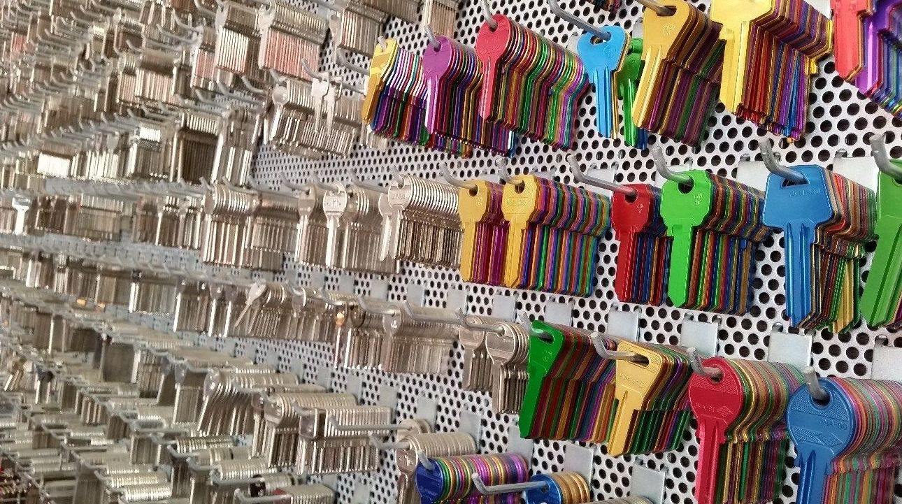 Copias de llaves: Servicios de Cerrajeros Aragón Copias de llaves: Servicios de Cerrajeros Aragón
