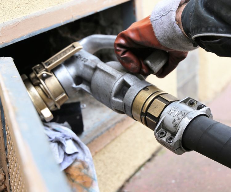 Distribuidor de gasóleo para calefacción en Tordesillas, Valladolid