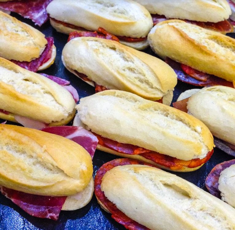 Bocadillos: Carta de Tasca La Bodeguita del Colgadizo Bocadillos: Carta de Tasca La Bodeguita del Colgadizo