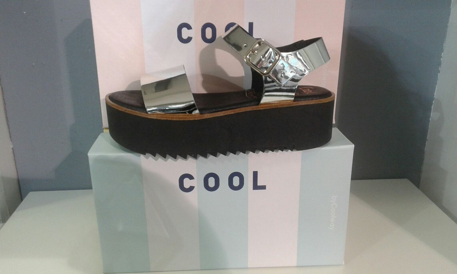 Coolway: Calzado y complementos de ZAPATERÍA SCARPE Coolway: Calzado y complementos de ZAPATERÍA SCARPE