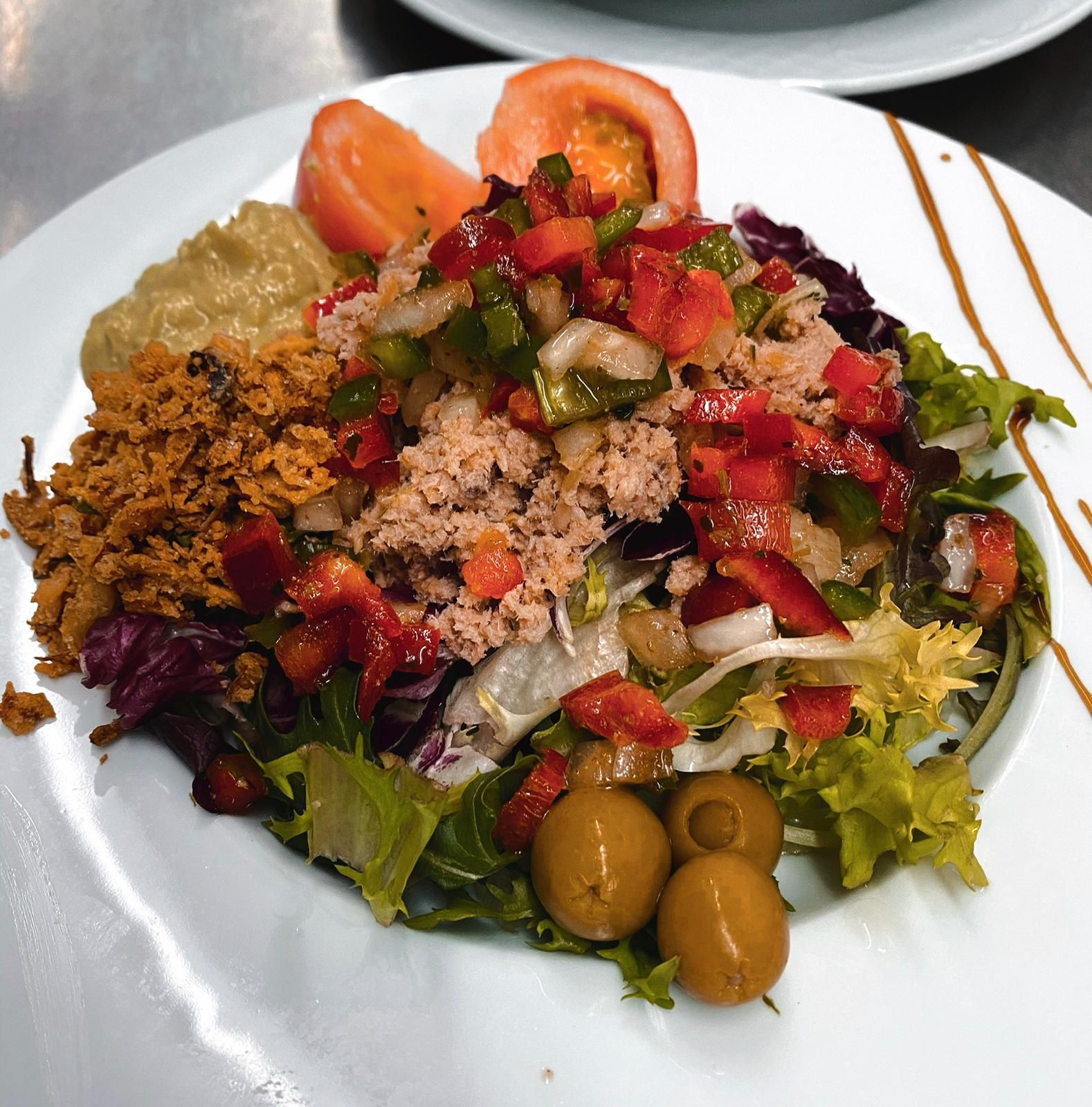 Carta, para picar, ensaladas, nuestros arroces, paellas o fideuás: Productos de Restaurante Sa Goleta Carta, para picar, ensaladas, nuestros arroces, paellas o fideuás: Productos de Restaurante Sa Goleta