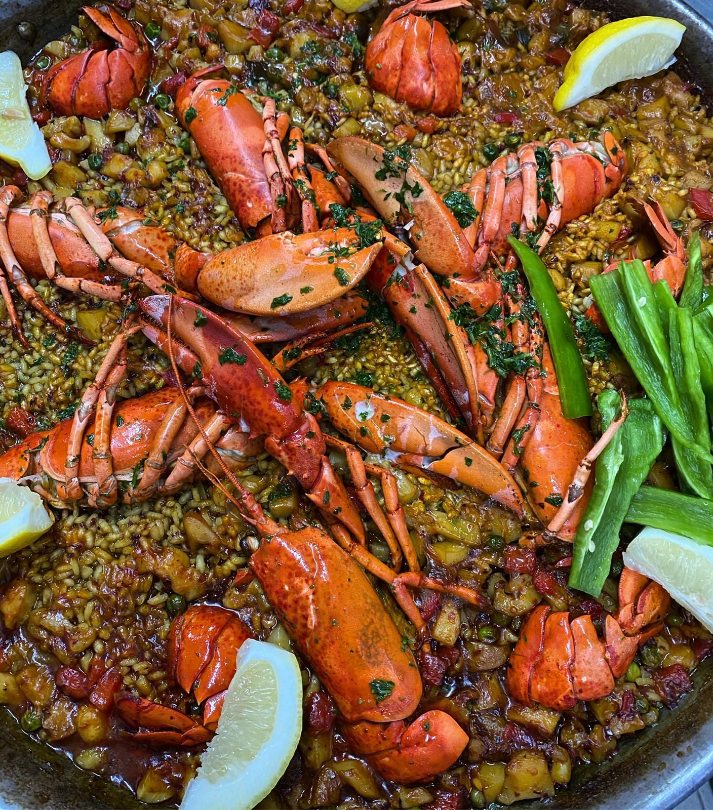 Carta, para picar, ensaladas, nuestros arroces, paellas o fideuás: Productos de Restaurante Sa Goleta Carta, para picar, ensaladas, nuestros arroces, paellas o fideuás: Productos de Restaurante Sa Goleta