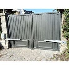 Puertas abatibles: Estilos de puertas de MAFA, S.L. Puertas abatibles: Estilos de puertas de MAFA, S.L.