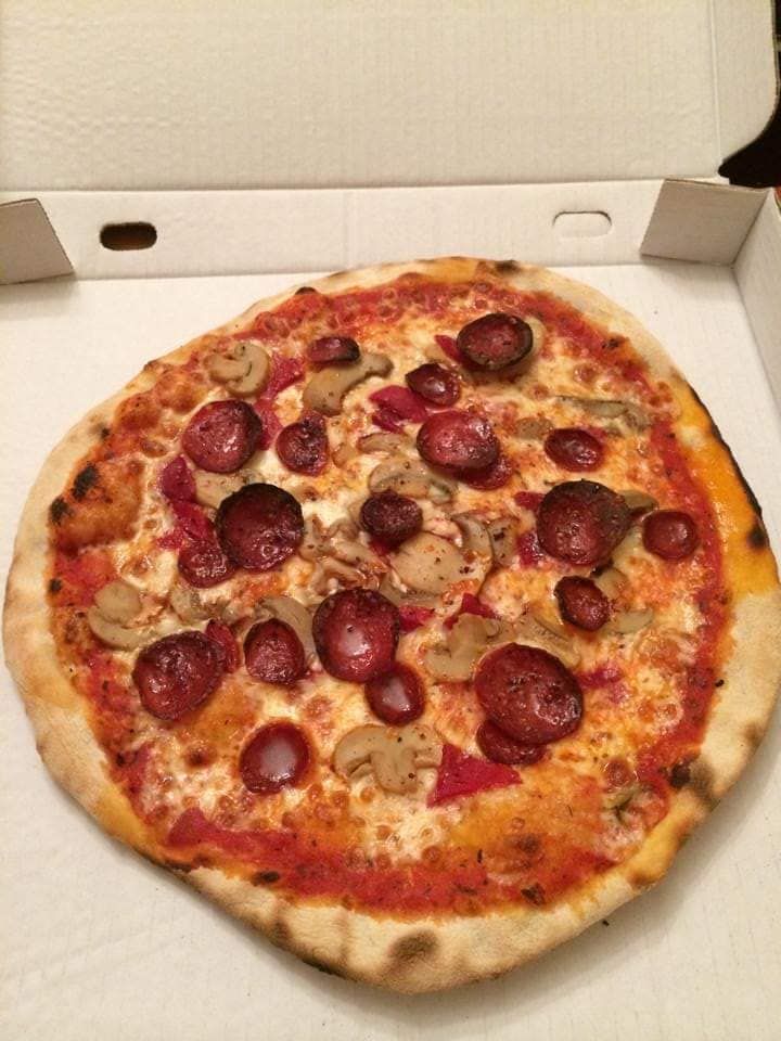Pizza y pastas para llevar: Pizzas y pastas de Cafetería-Pizzería Terra Meiga Pizza y pastas para llevar: Pizzas y pastas de Cafetería-Pizzería Terra Meiga