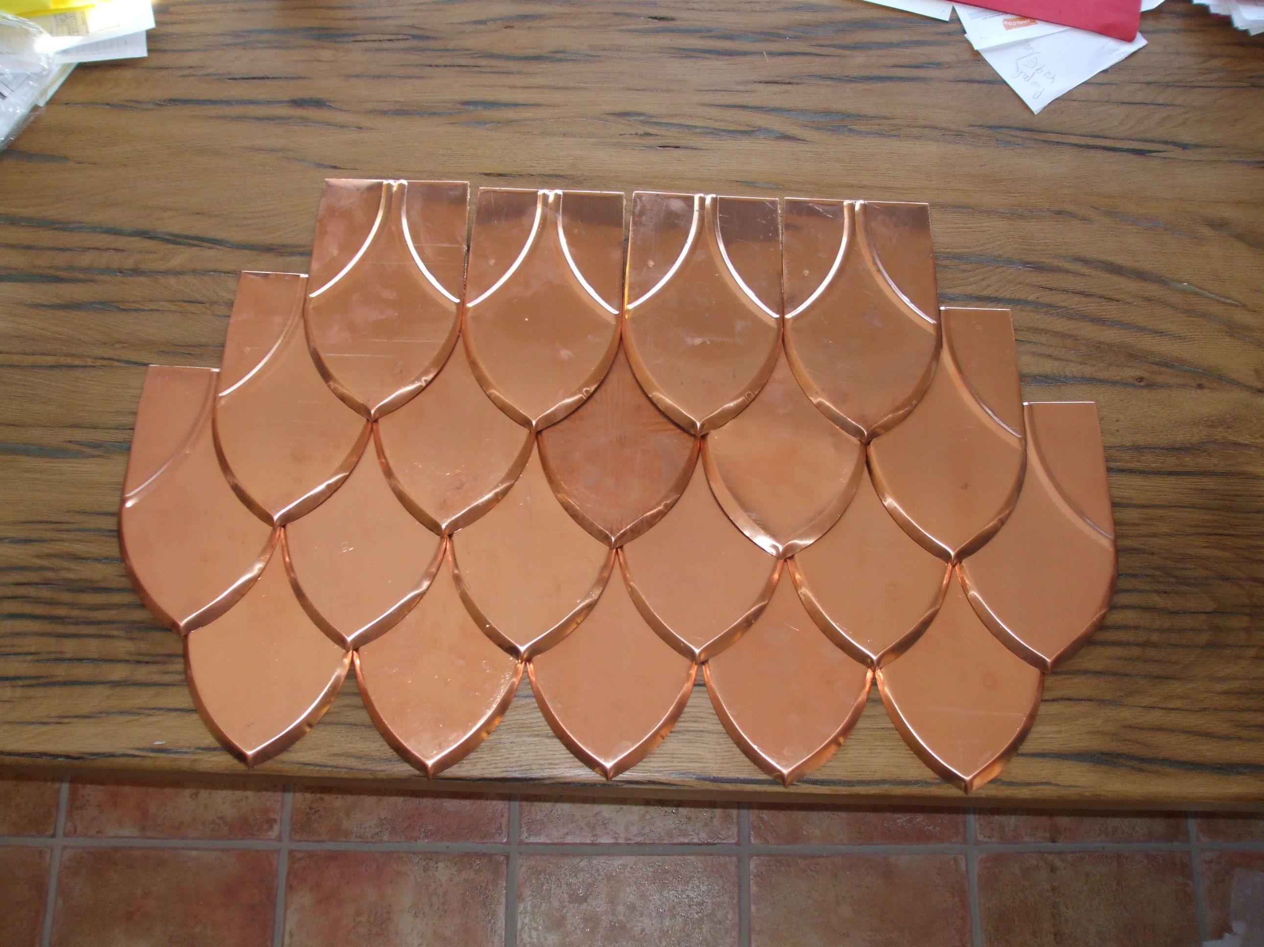 cubierta de cobre, escama de pez