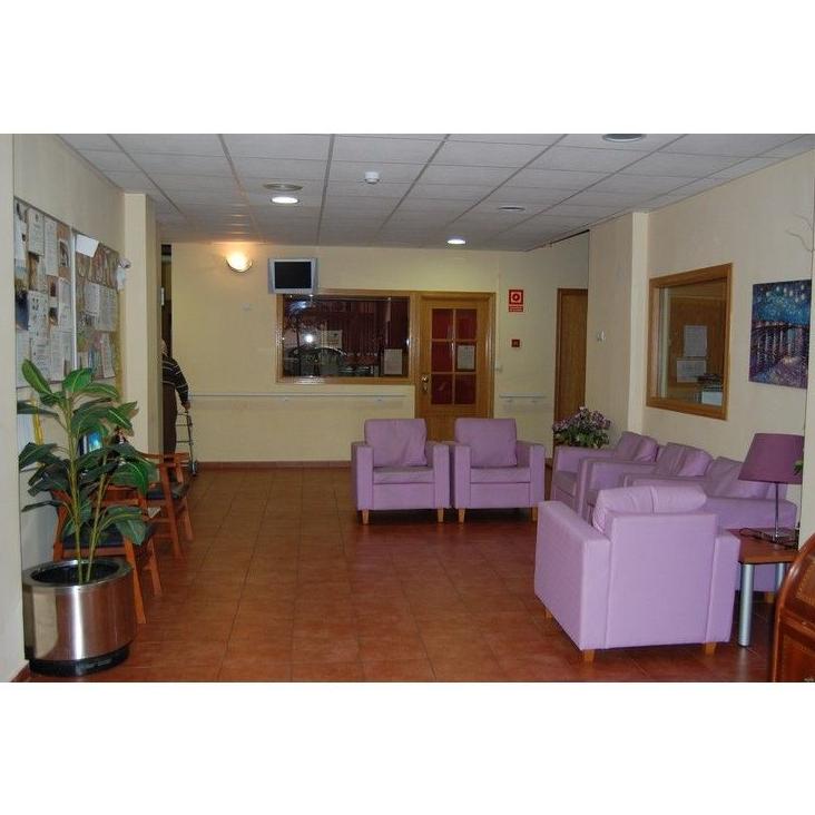 Instalaciones: Servicios de Instituto Geriátrico Valenciano Instalaciones: Servicios de Instituto Geriátrico Valenciano