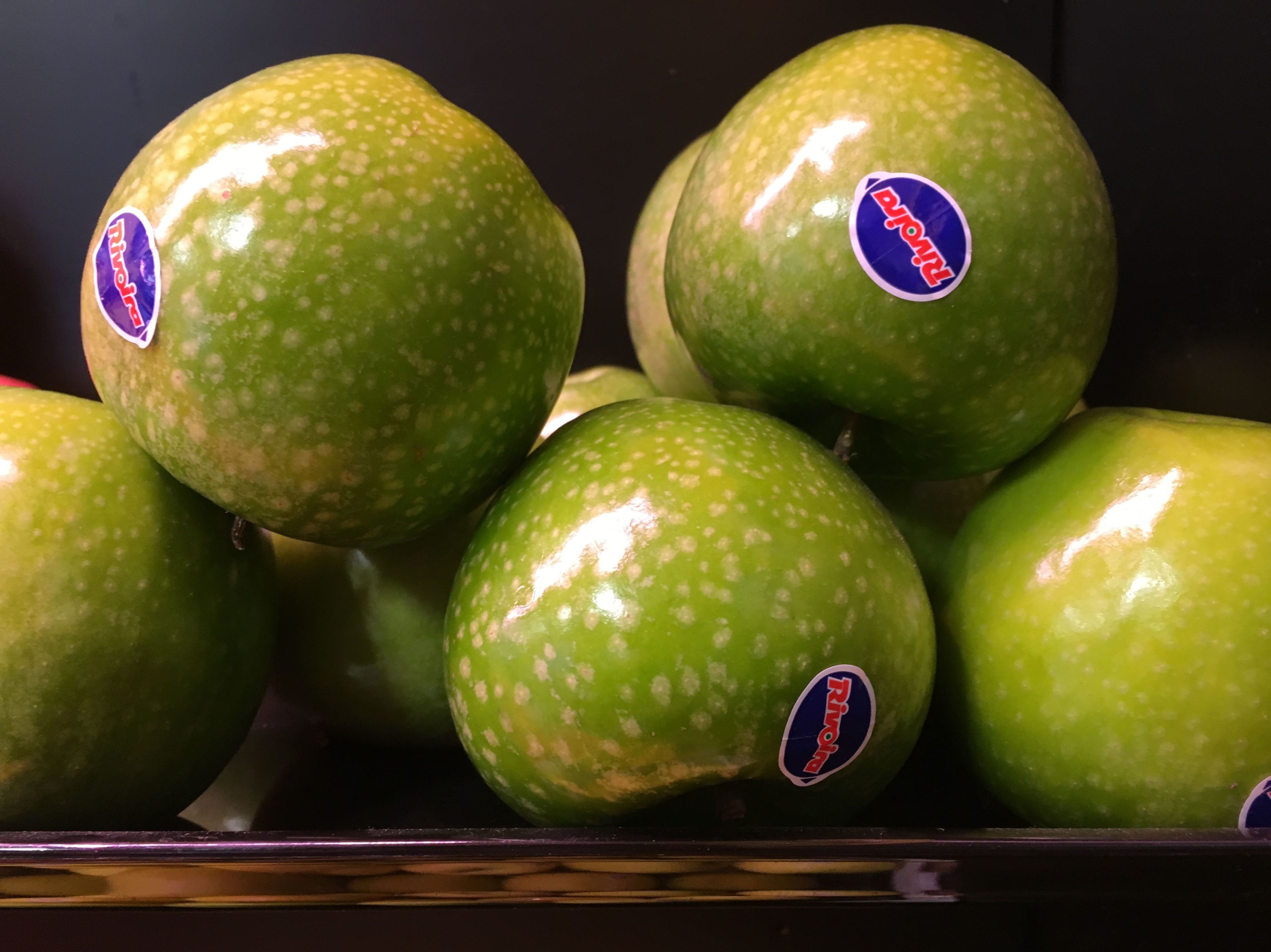 Manzana Granny Smith: Catálogo de FRUTAS PAULA Manzana Granny Smith: Catálogo de FRUTAS PAULA