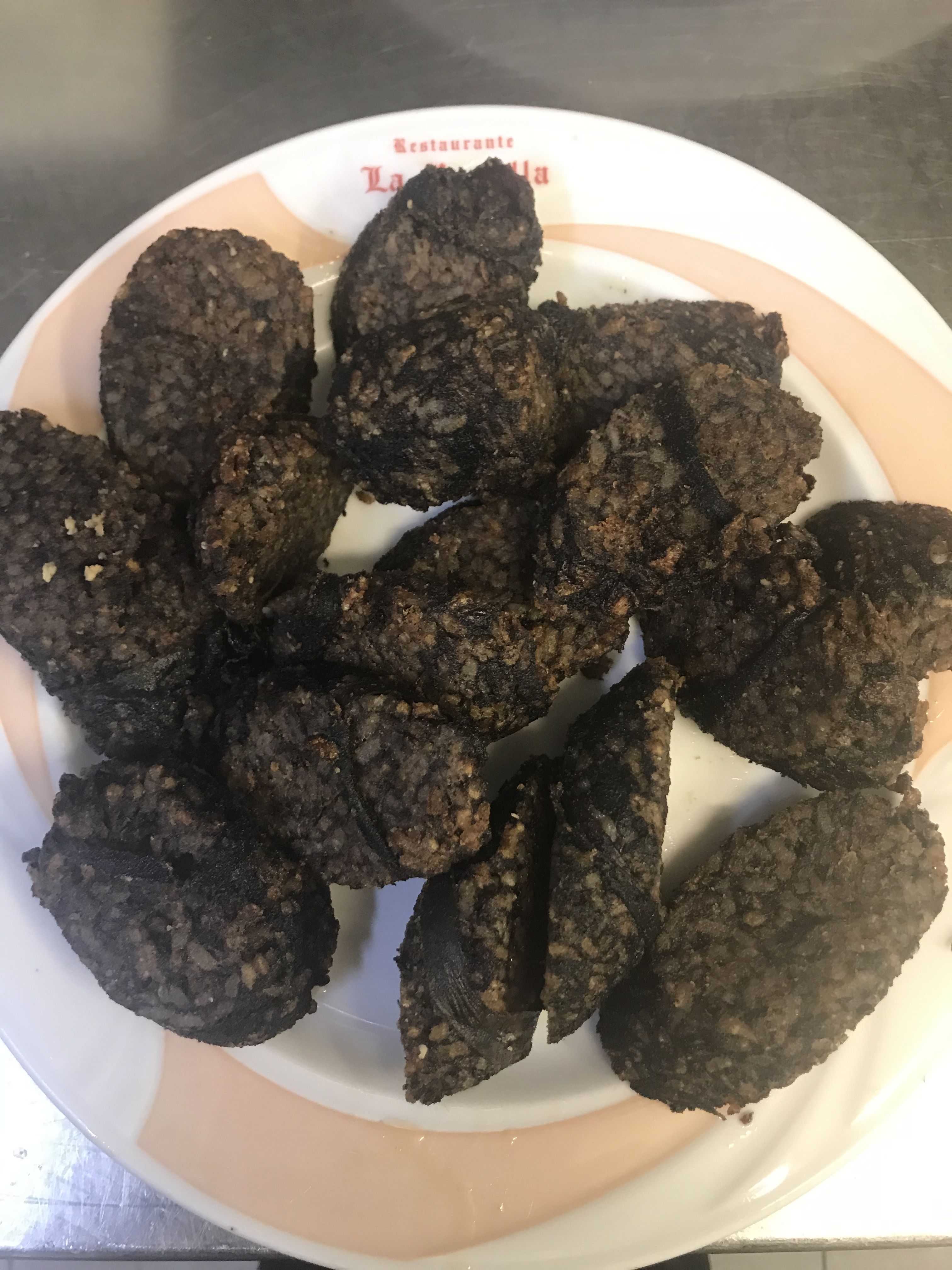 Ración de morcilla: Menús de Restaurante Terraza La Parrilla de Valdemoro Ración de morcilla: Menús de Restaurante Terraza La Parrilla de Valdemoro