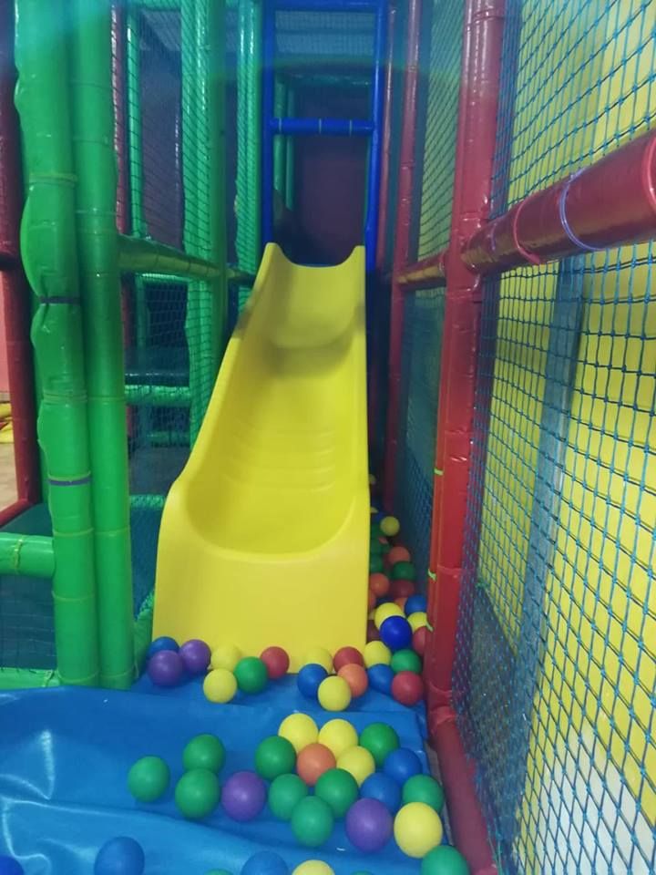Local Pebijuegos: Servicios de Mutiservicios Málaga Local Pebijuegos: Servicios de Mutiservicios Málaga