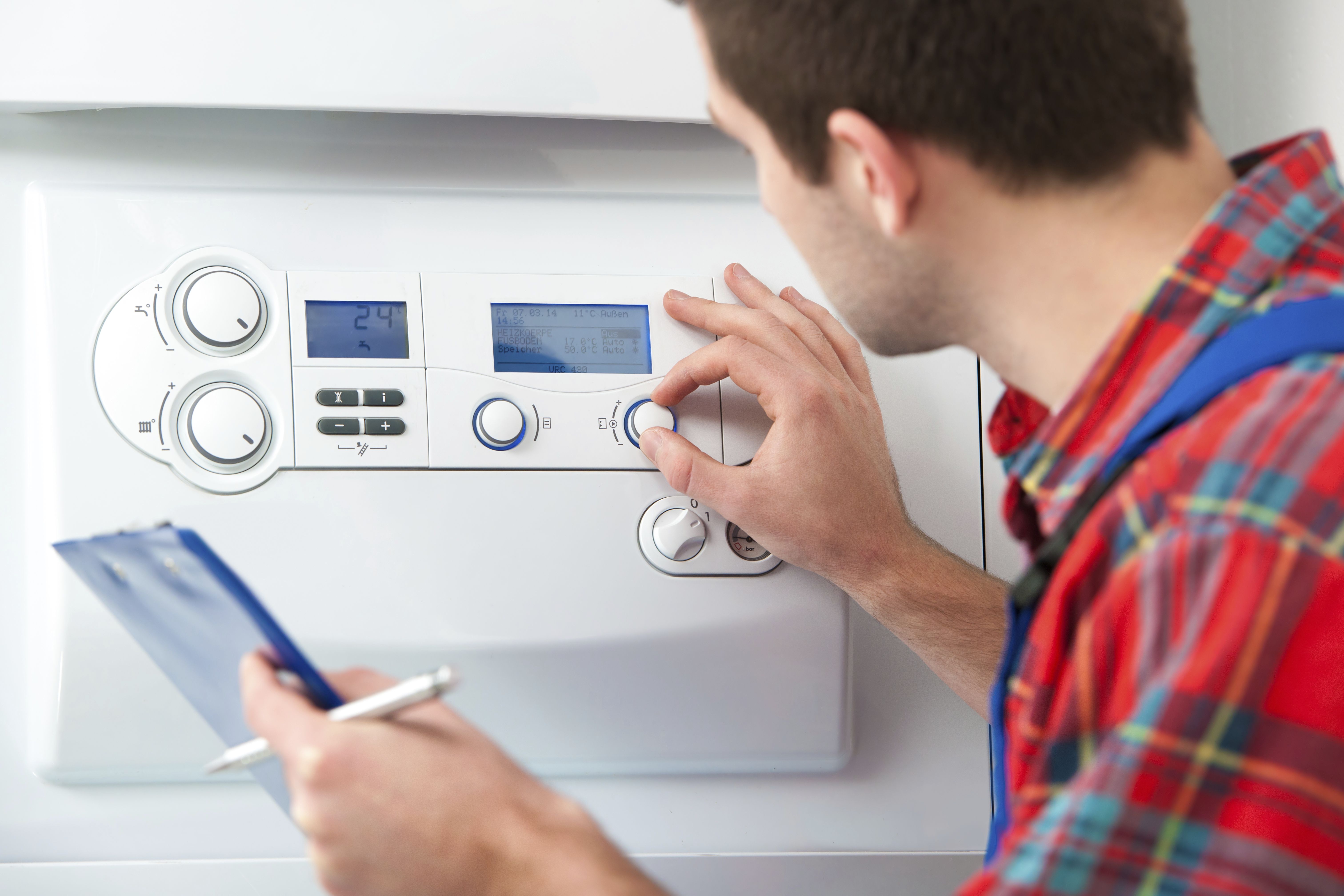 Instalación de termos eléctricos y calentadores: Servicios de ACC Climatización, S.L. - Centro Colaborador de NATURGY Instalación de termos eléctricos y calentadores: Servicios de ACC Climatización, S.L. - Centro Colaborador de NATURGY