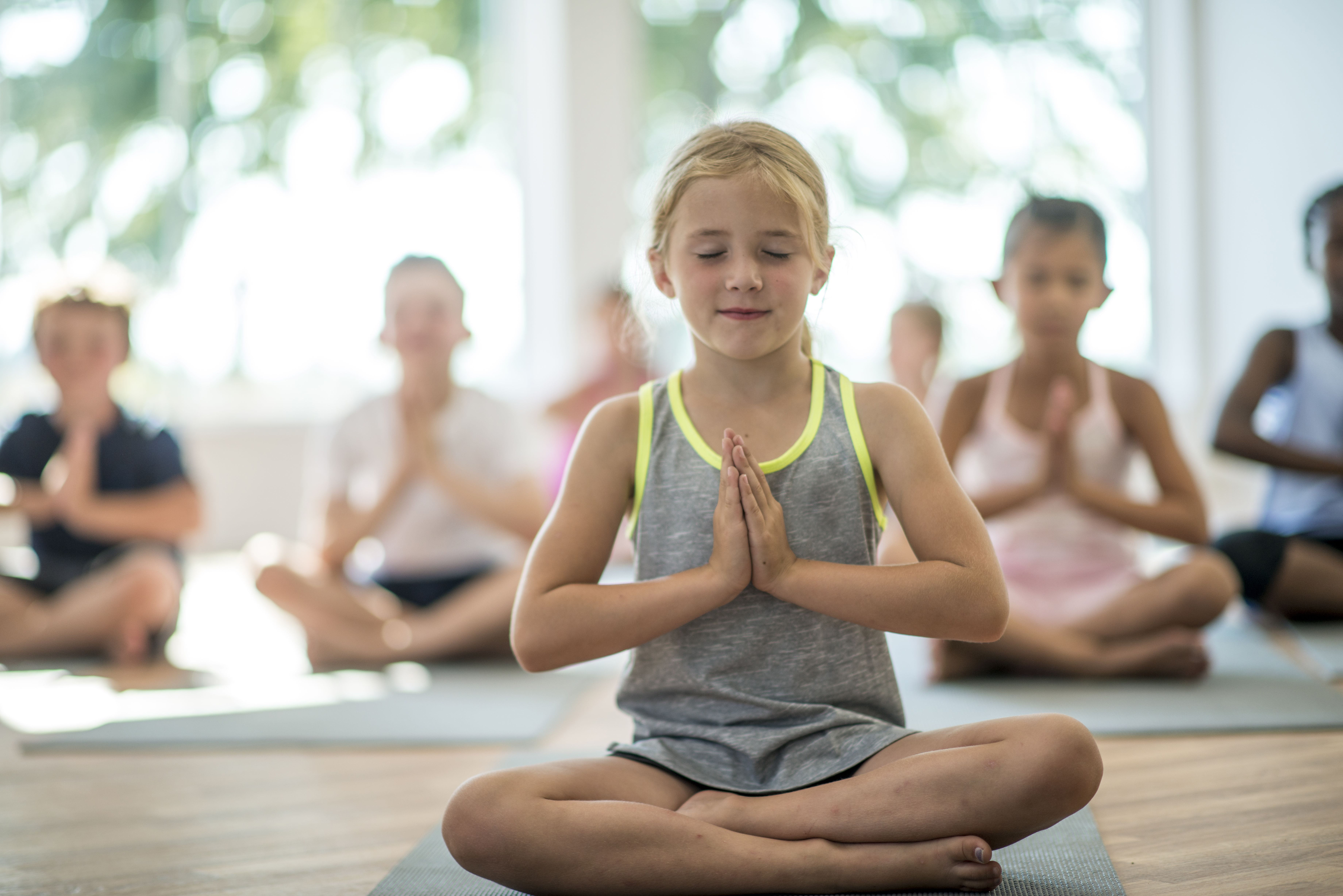 Yoga infantil: Servicios de Playschool English Nursery }}