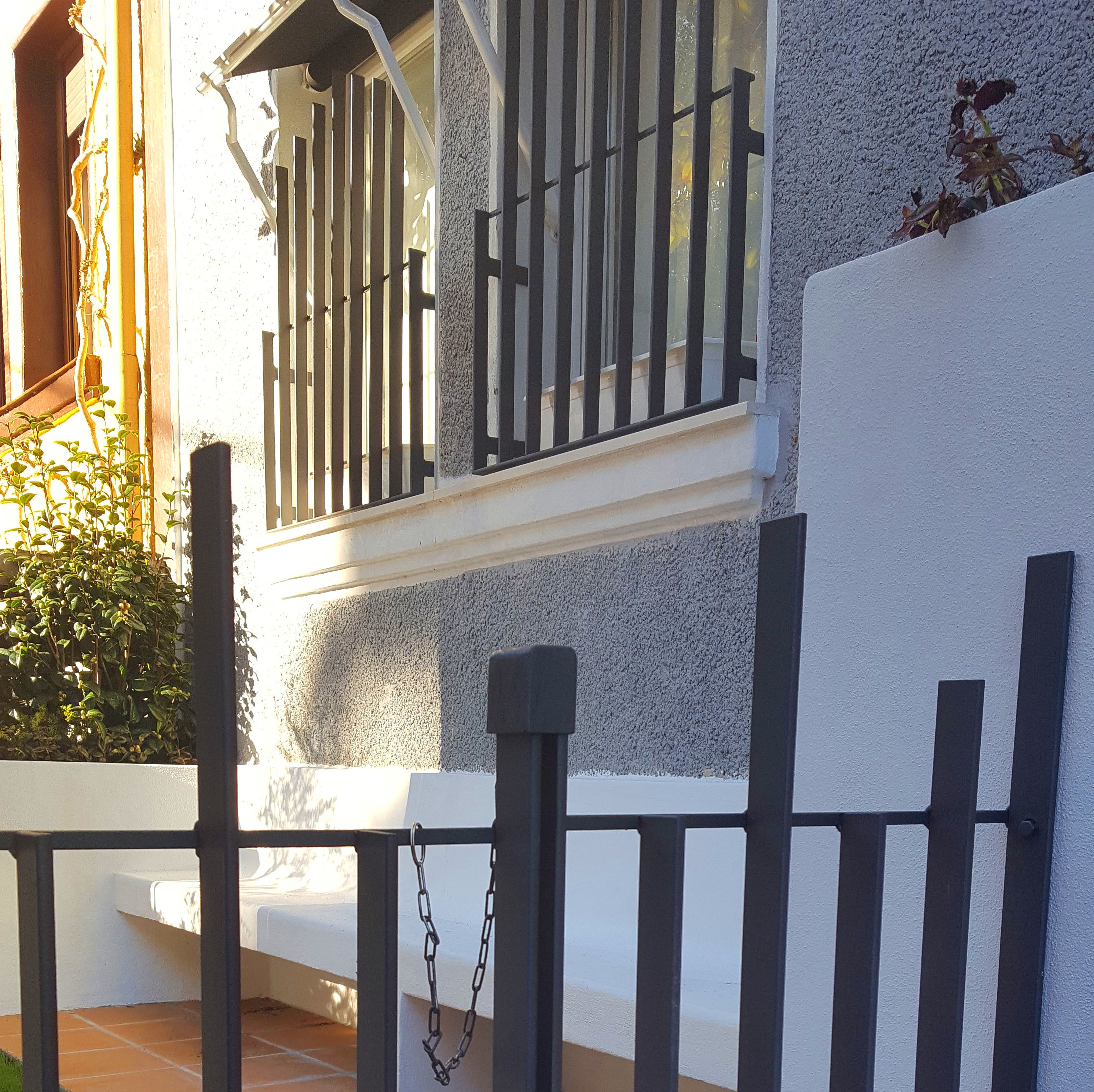 Verjas en hierro para vivienda pareada en Bilbao Verjas en hierro para vivienda pareada en Bilbao