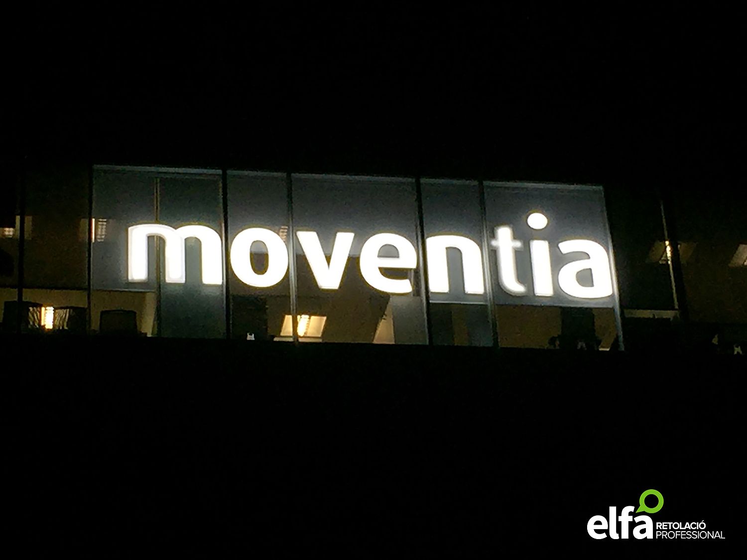 Letras corpóreas con iluminación led